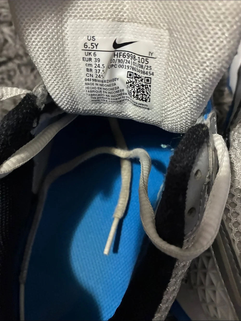 Nike vomero 5